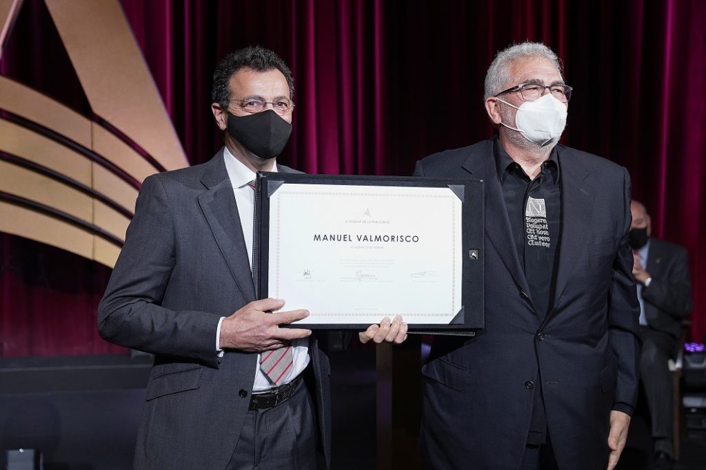 Félix Muñoz presenta a Manuel Valmorisco